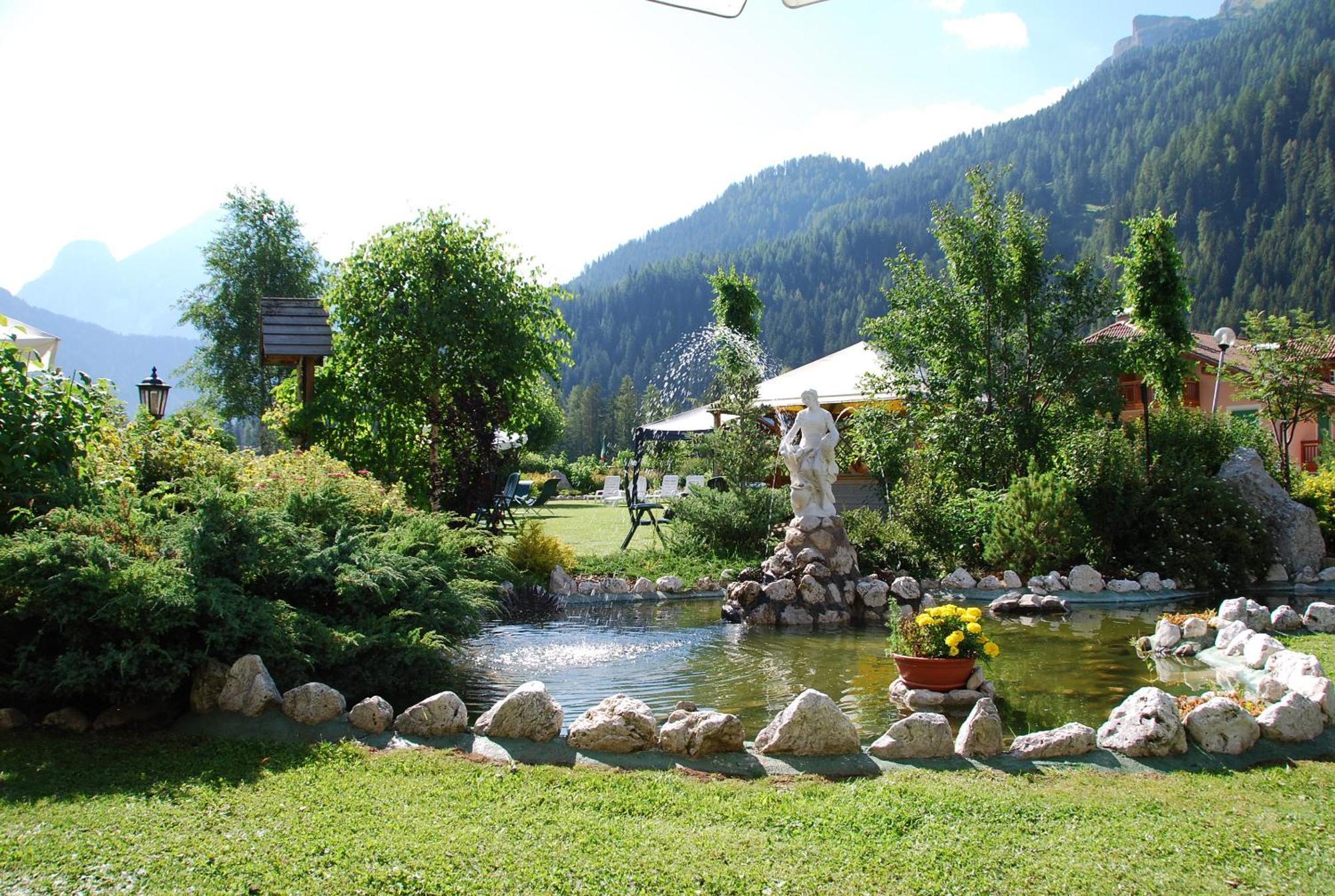 Dolomiten Hotel Irma 까나제이 외부 사진