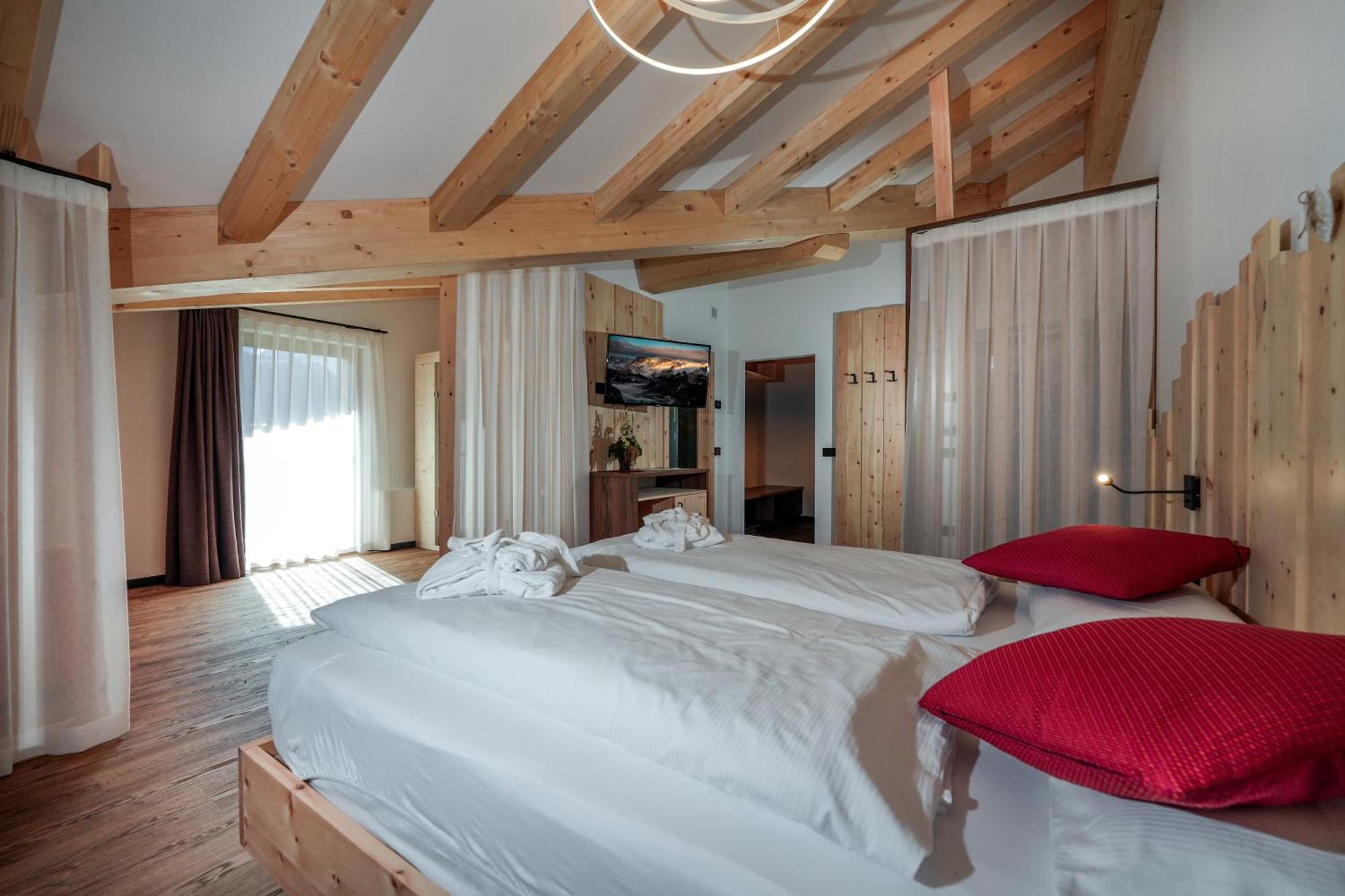 Dolomiten Hotel Irma 까나제이 외부 사진