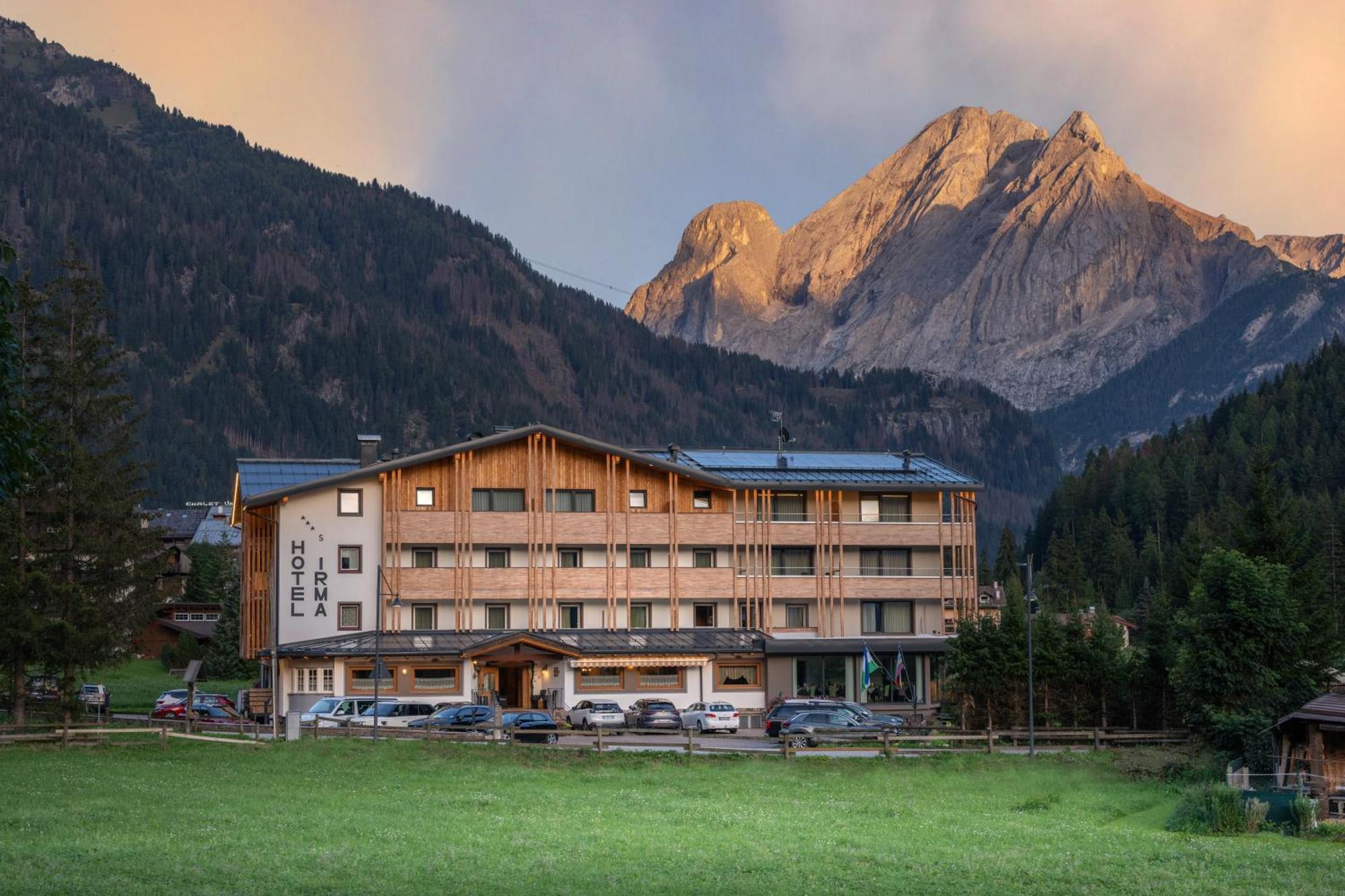 Dolomiten Hotel Irma 까나제이 외부 사진